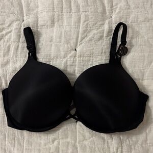 Victoria's Secret Bombshell Push-Up Underwire Bra 38D Adds 2 Cup Sizes Black NWT